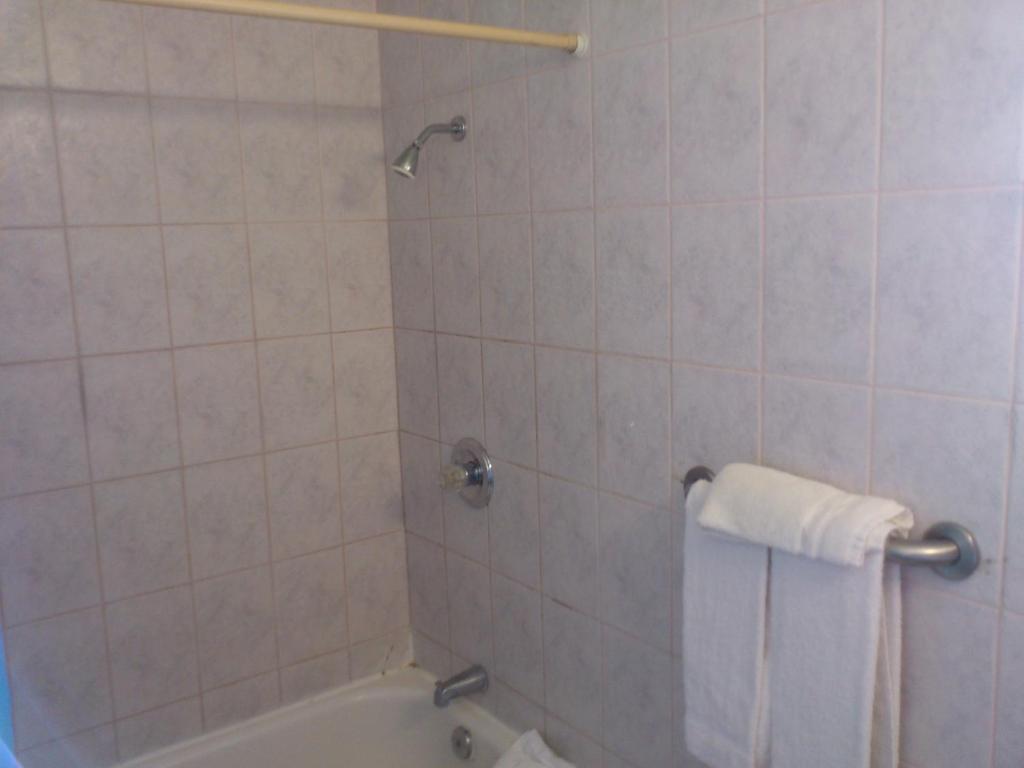 Santa Ana Travel Inn חדר תמונה