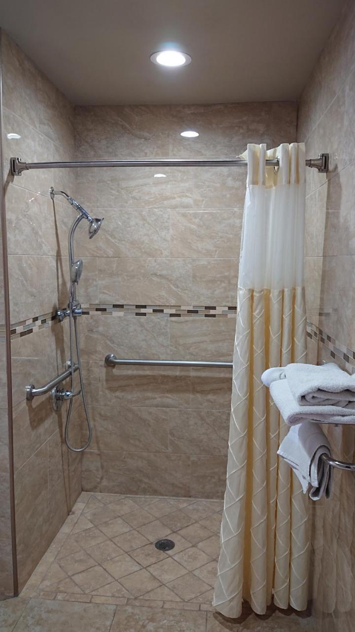 Santa Ana Travel Inn מראה חיצוני תמונה
